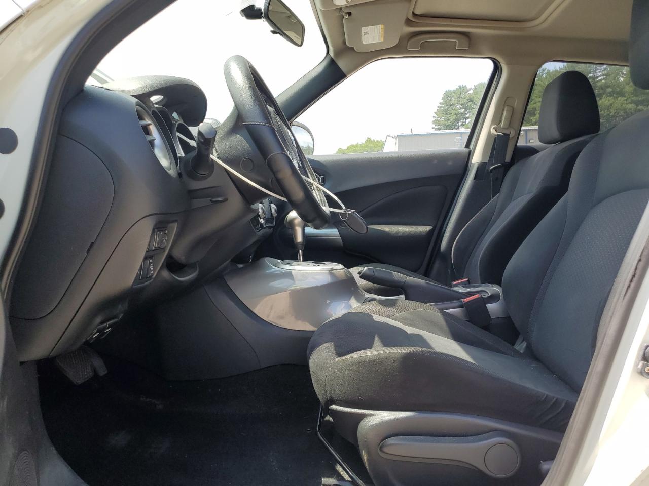 2011 Nissan Juke S VIN: JN8AF5MV2BT016244 Lot: 63205245
