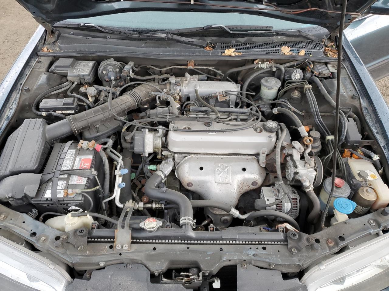 1996 Honda Accord Lx VIN: 1HGCD5648TA807732 Lot: 60142245