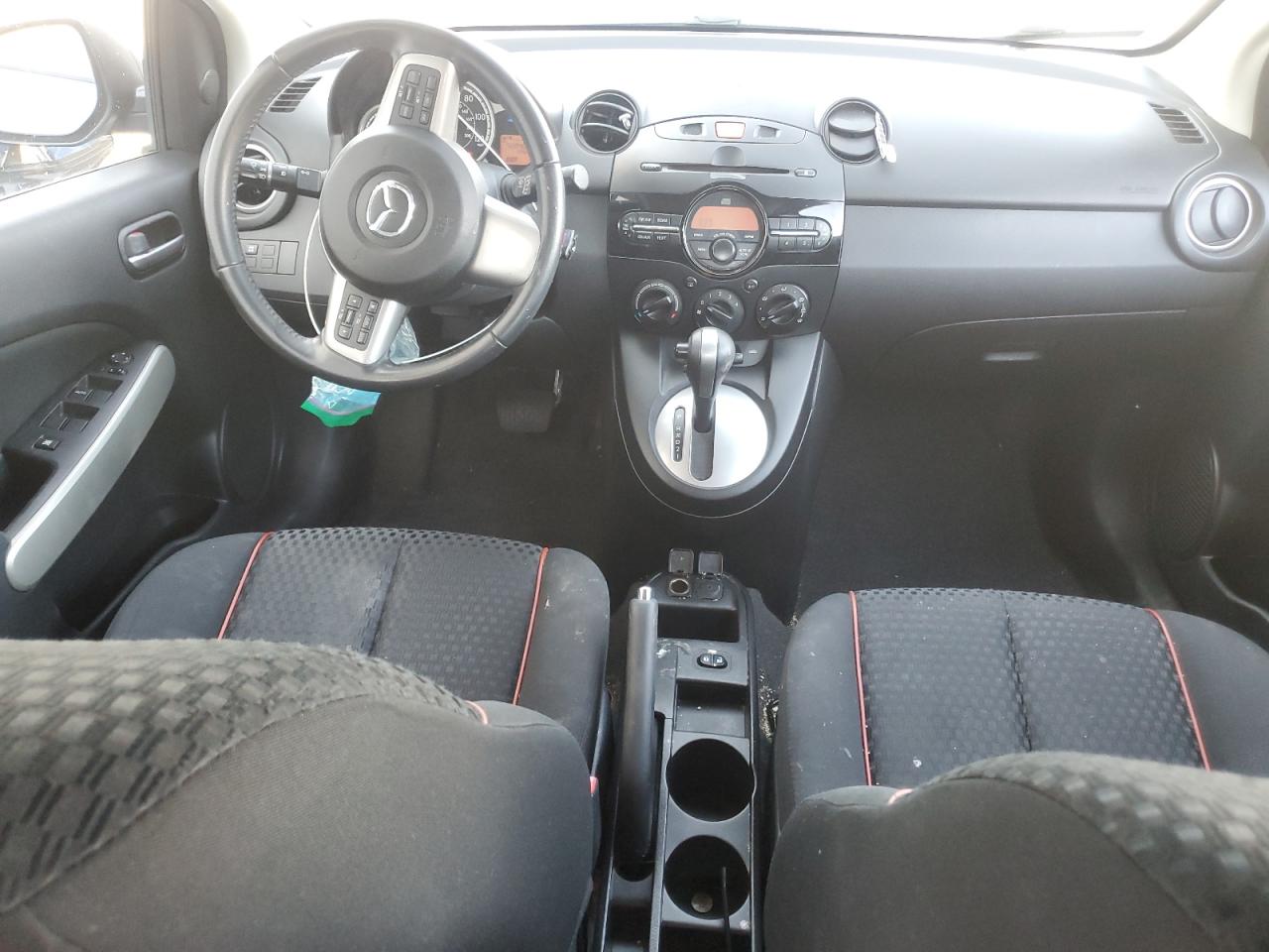 2011 Mazda Mazda2 VIN: JM1DE1HZ3B0103735 Lot: 61627375