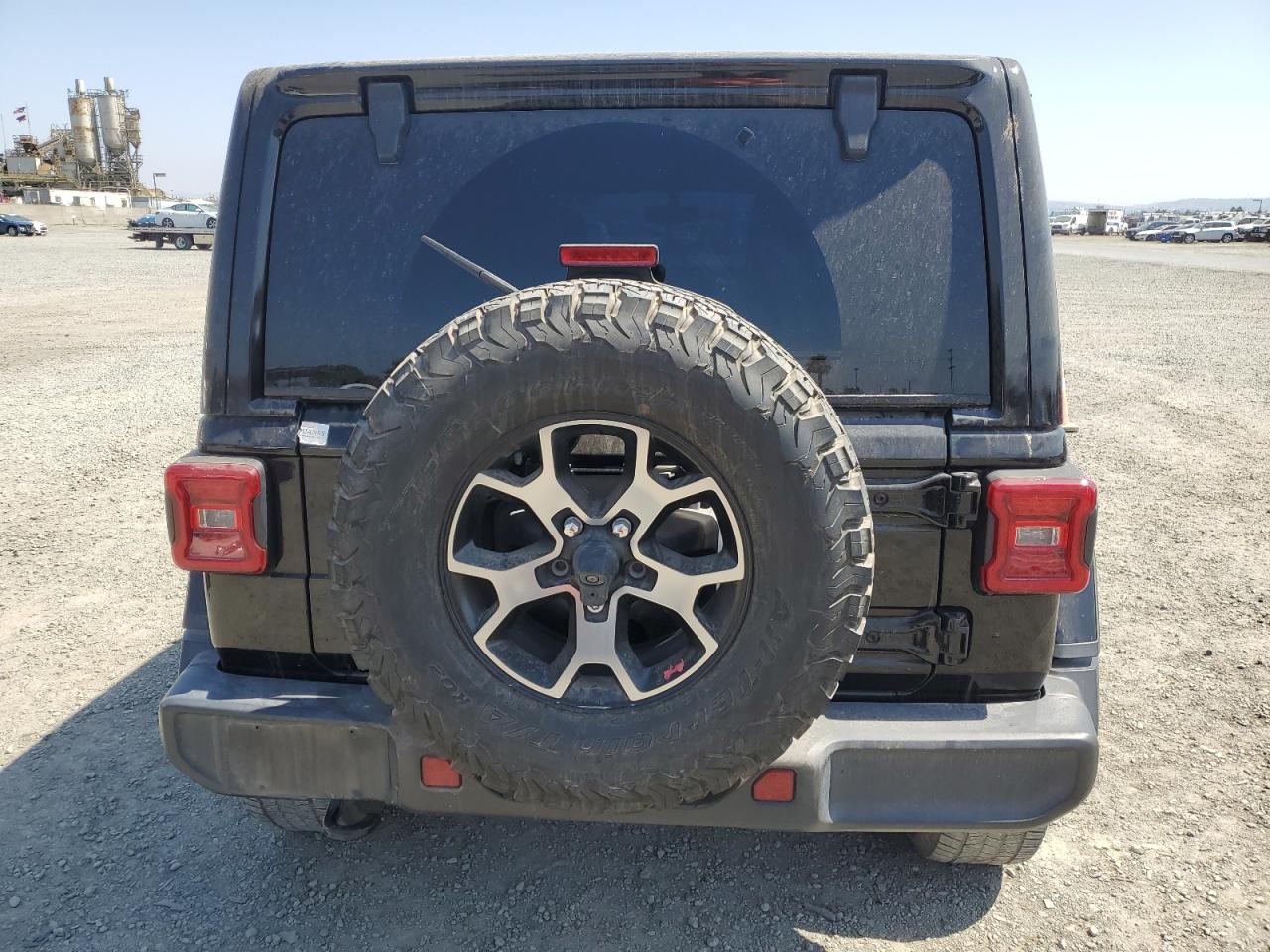 JEEP WRANGLER 2018 VIN 1C4HJXFG1JW125326 photo 6