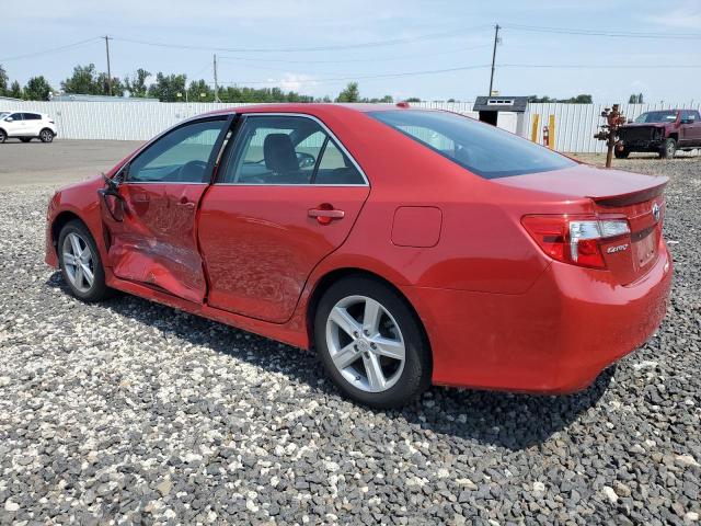  TOYOTA CAMRY 2012 Червоний