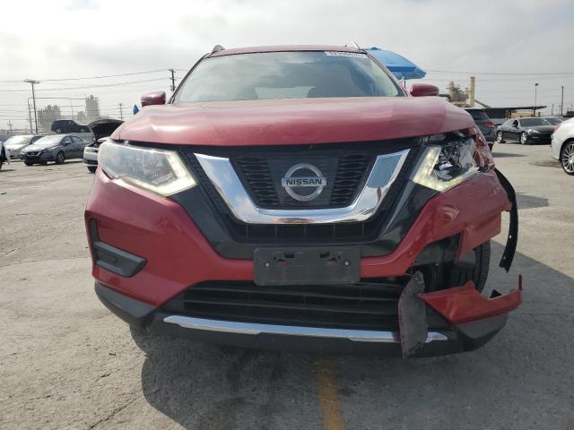  NISSAN ROGUE 2017 Czerwony