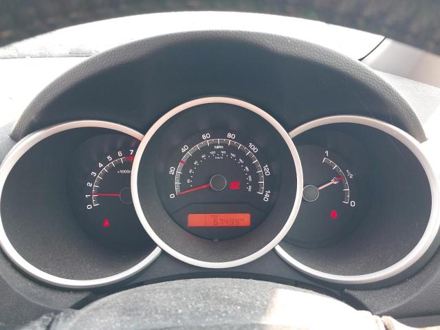 2010 KIA VENGA 3