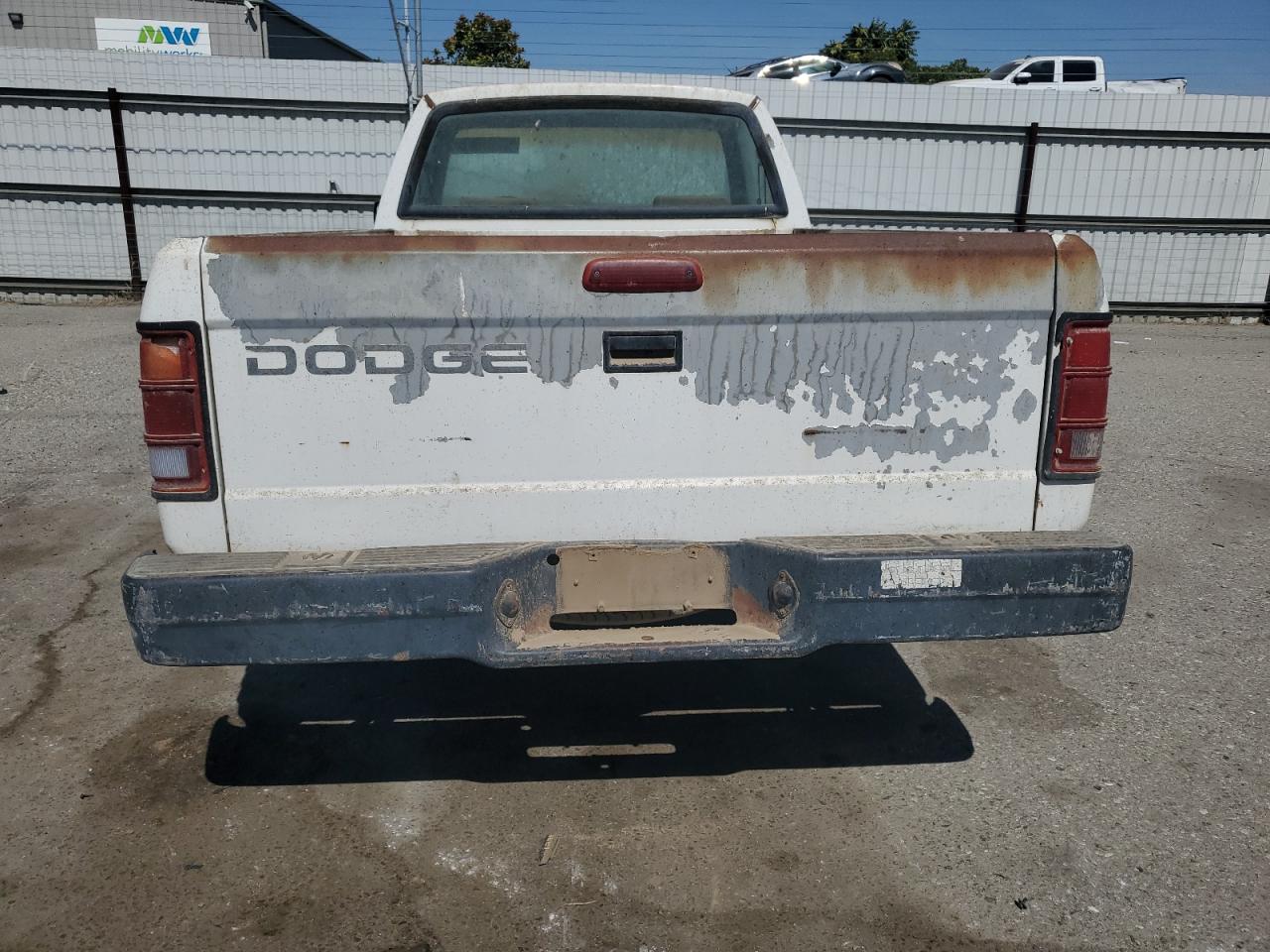 1995 Dodge Dakota VIN: 1B7FL26P3TS551839 Lot: 60354065