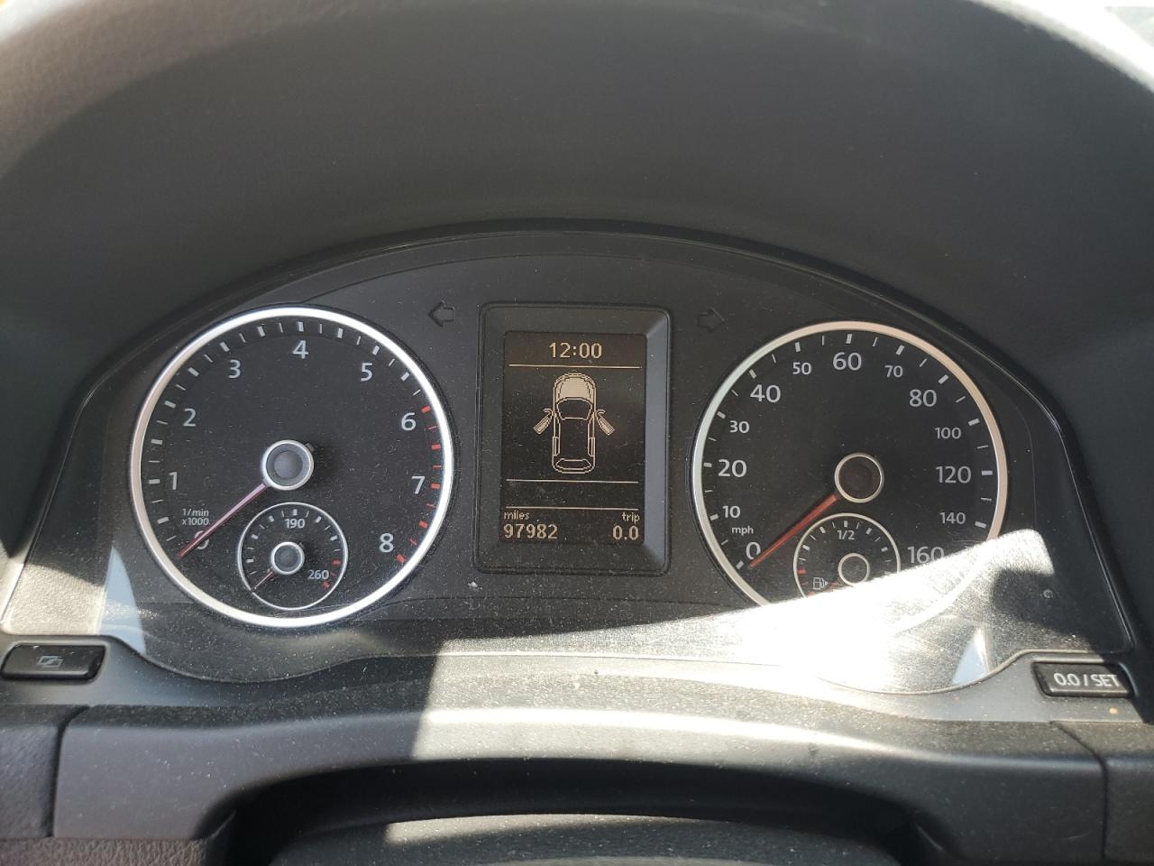 2011 Volkswagen Tiguan S VIN: WVGAV7AX7BW537261 Lot: 62074845