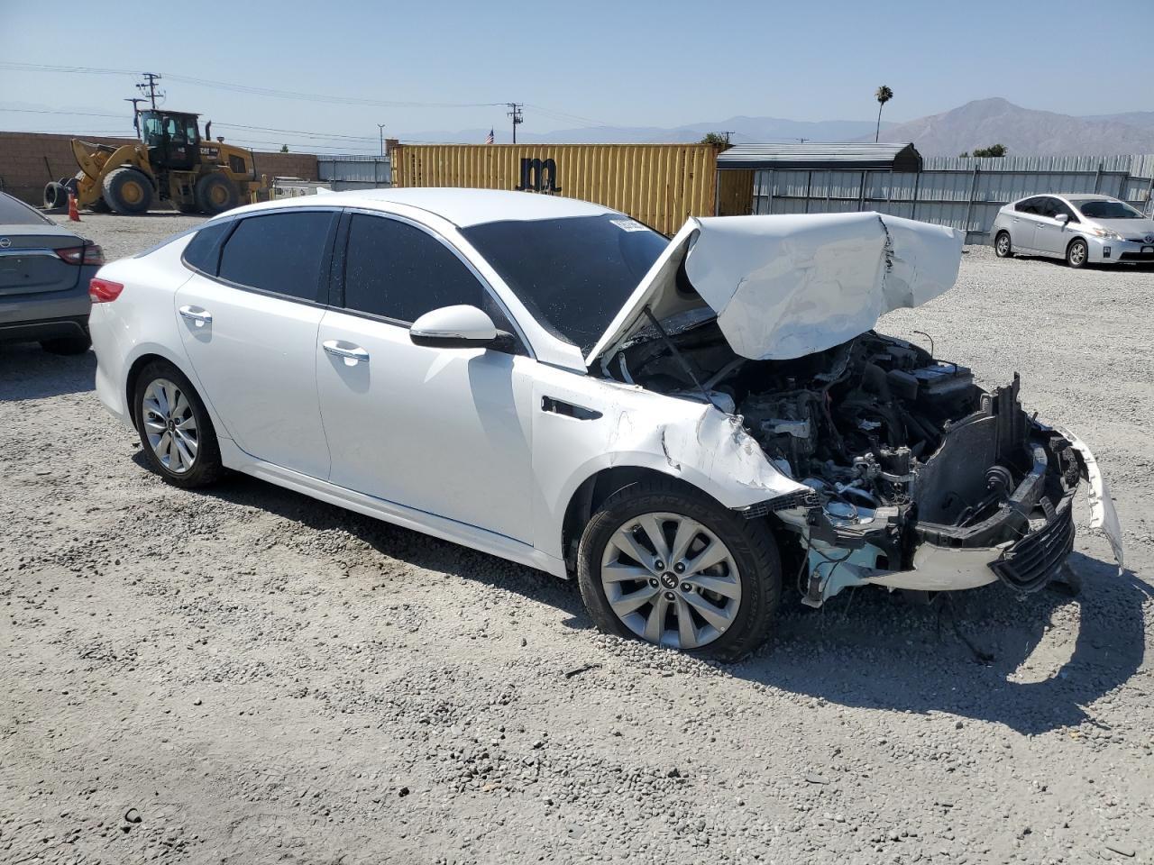 KIA OPTIMA 2018 VIN 5XXGU4L35JG233565 фото 4