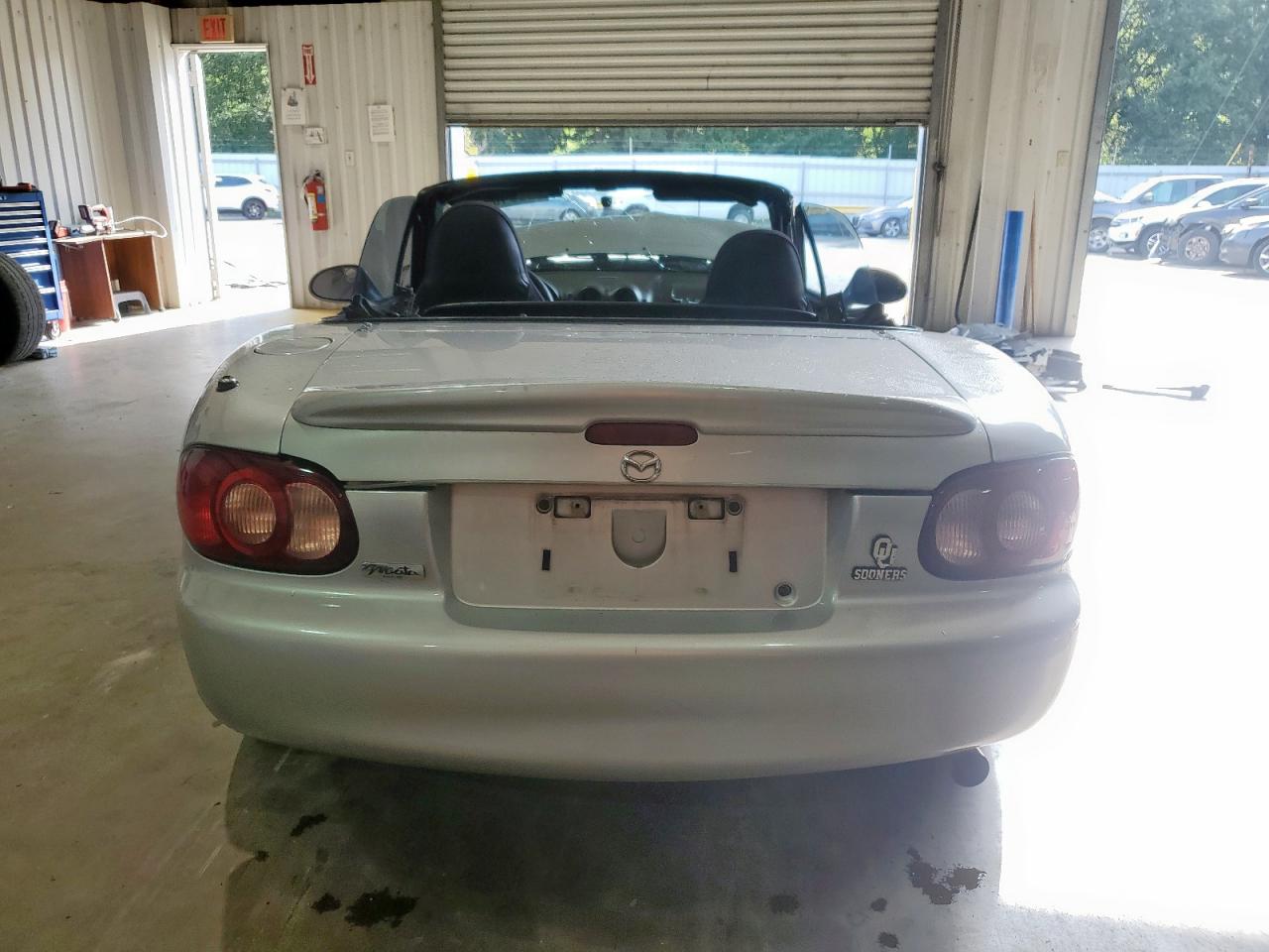 2003 Mazda Mx-5 Miata Base VIN: JM1NB353130301353 Lot: 62948325