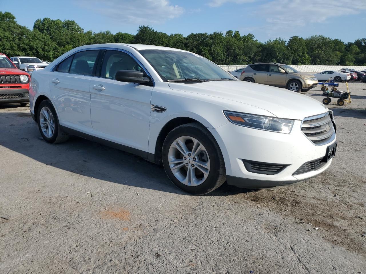 FORD TAURUS 2019 VIN 1FAHP2D82KG112972