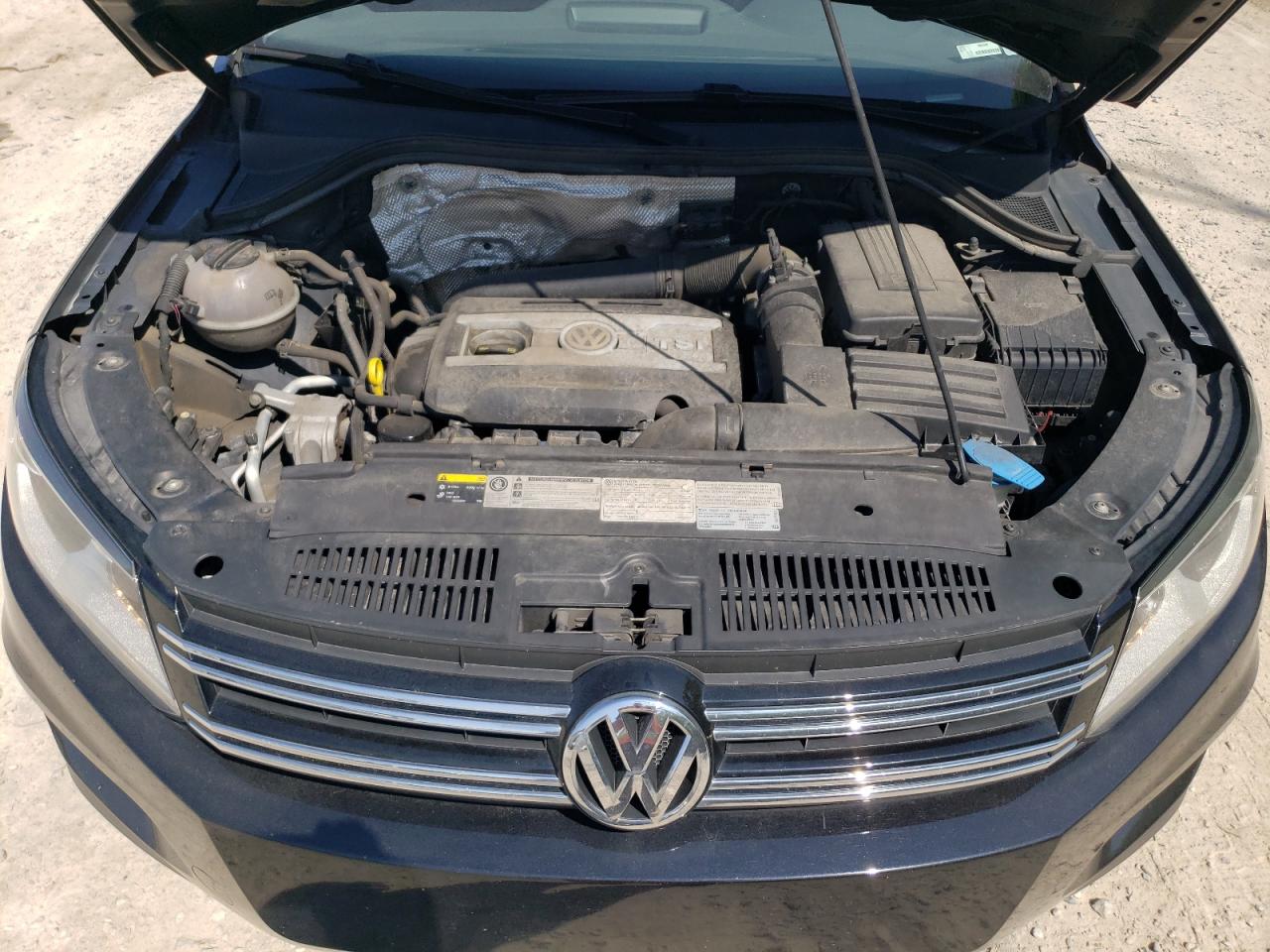 2014 Volkswagen Tiguan S VIN: WVGBV3AX6EW625154 Lot: 62318375
