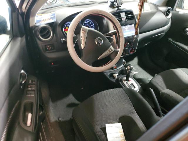  NISSAN VERSA 2018 Серый