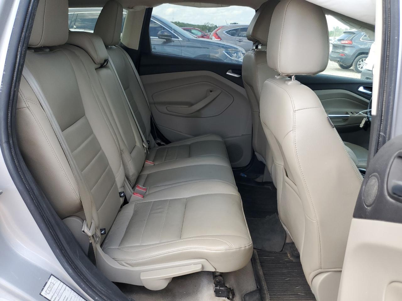 FORD ESCAPE 2016 VIN 1FMCU9J98GUA86367 фото 11
