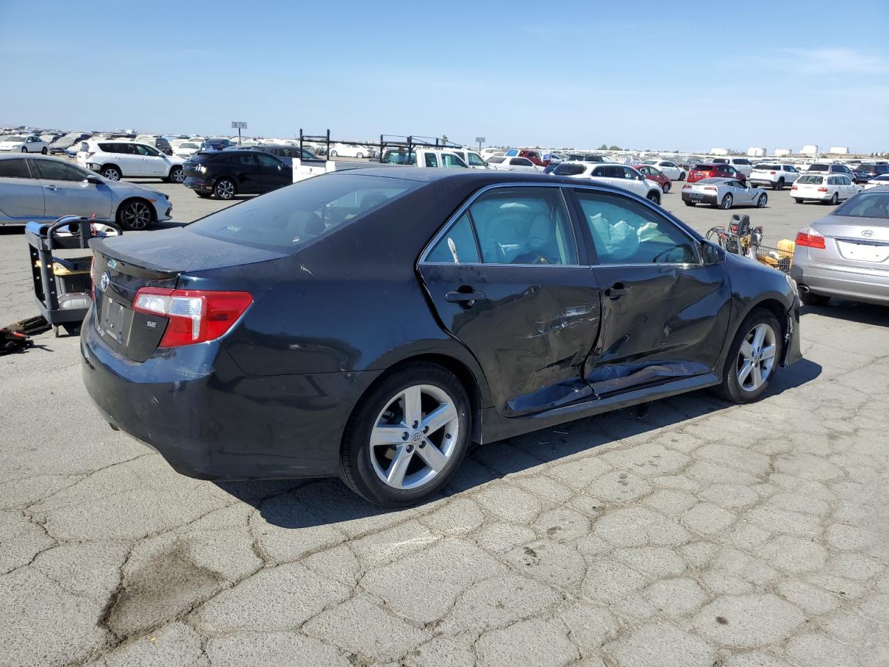 TOYOTA CAMRY 2014 VIN 4T1BF1FK8EU777169 zdjęcie 3