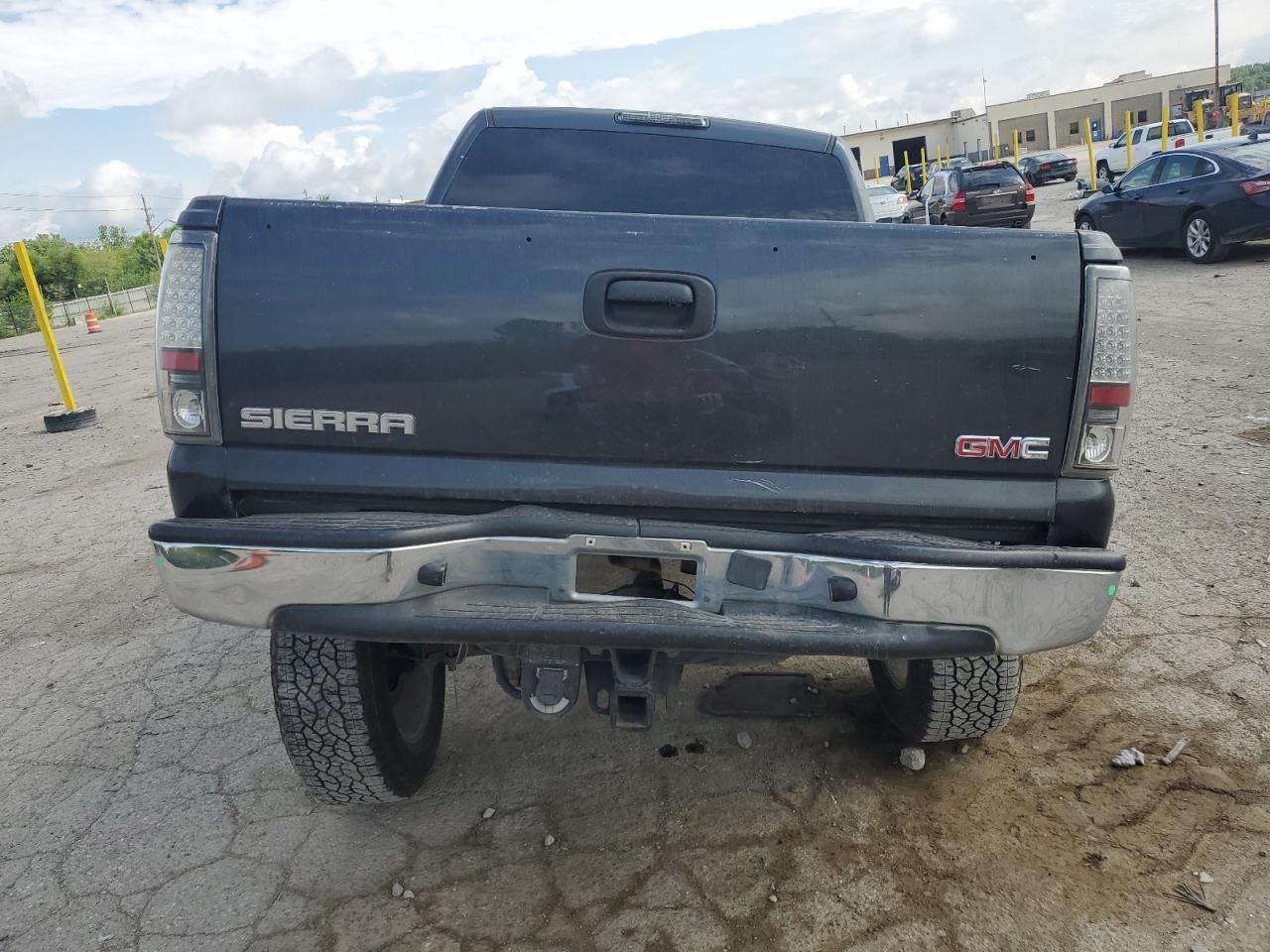 2005 GMC New Sierra K1500 VIN: 2GTEK13T551183872 Lot: 62696625