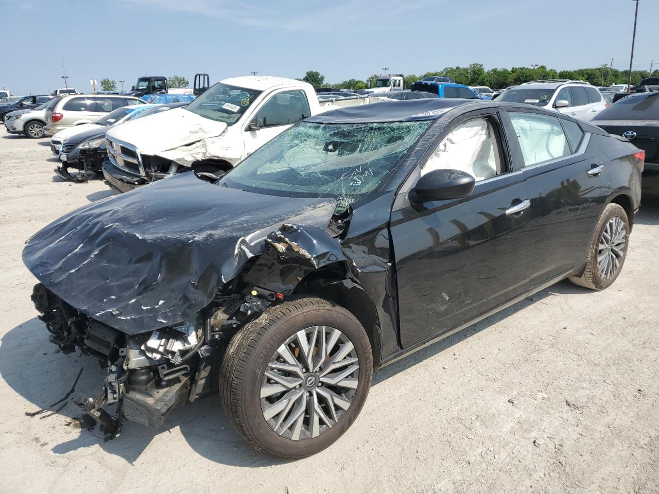 2025 Nissan Altima Sv for Sale in Indianapolis, IN - All Over