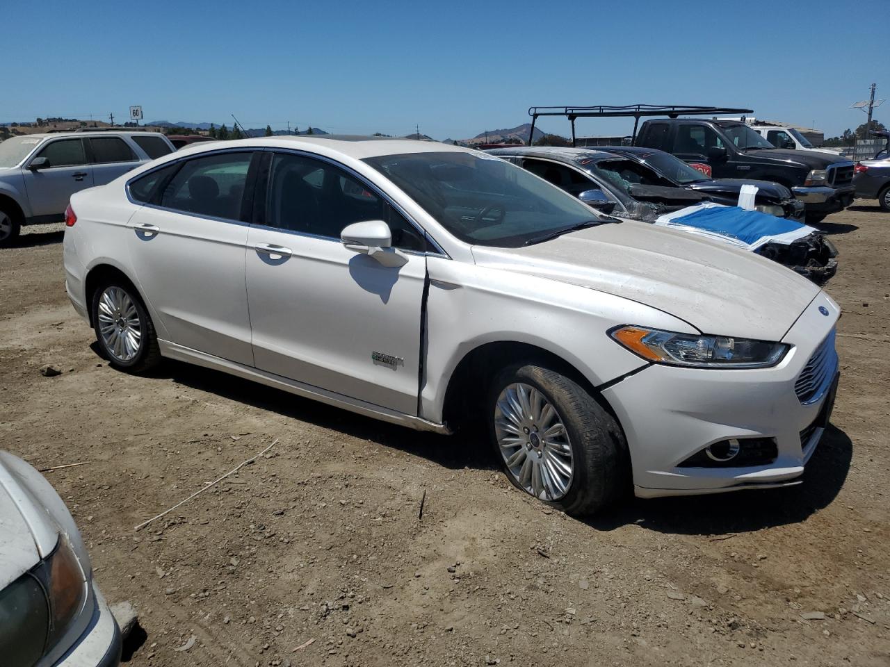 FORD FUSION 2014 VIN 3FA6P0SU8ER136802 photo 4