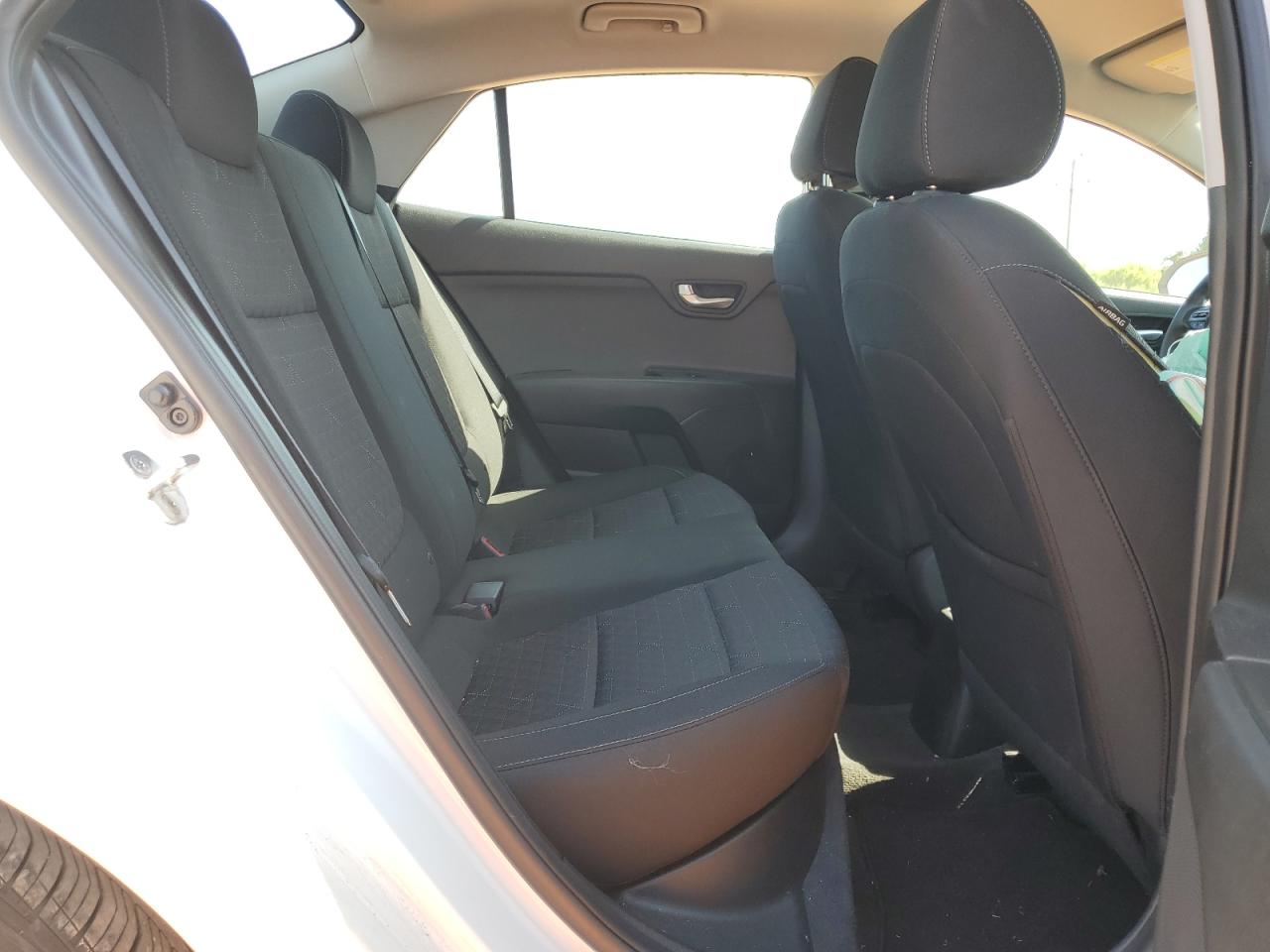 2022 Kia Rio Lx VIN: 3KPA24AD9NE477225 Lot: 61782365