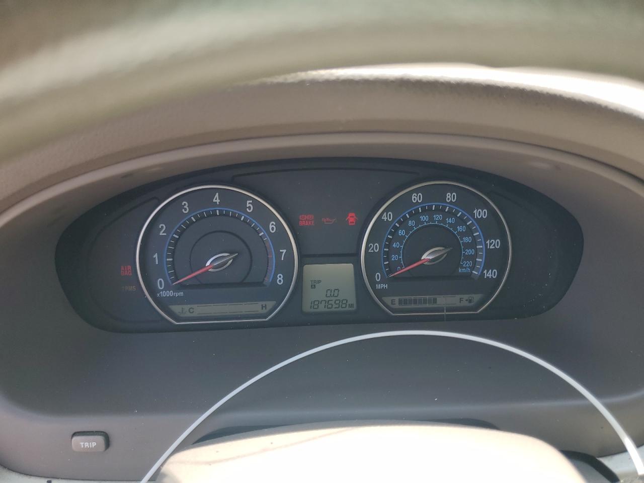 2007 Kia Optima Lx VIN: KNAGE124375130841 Lot: 61384895