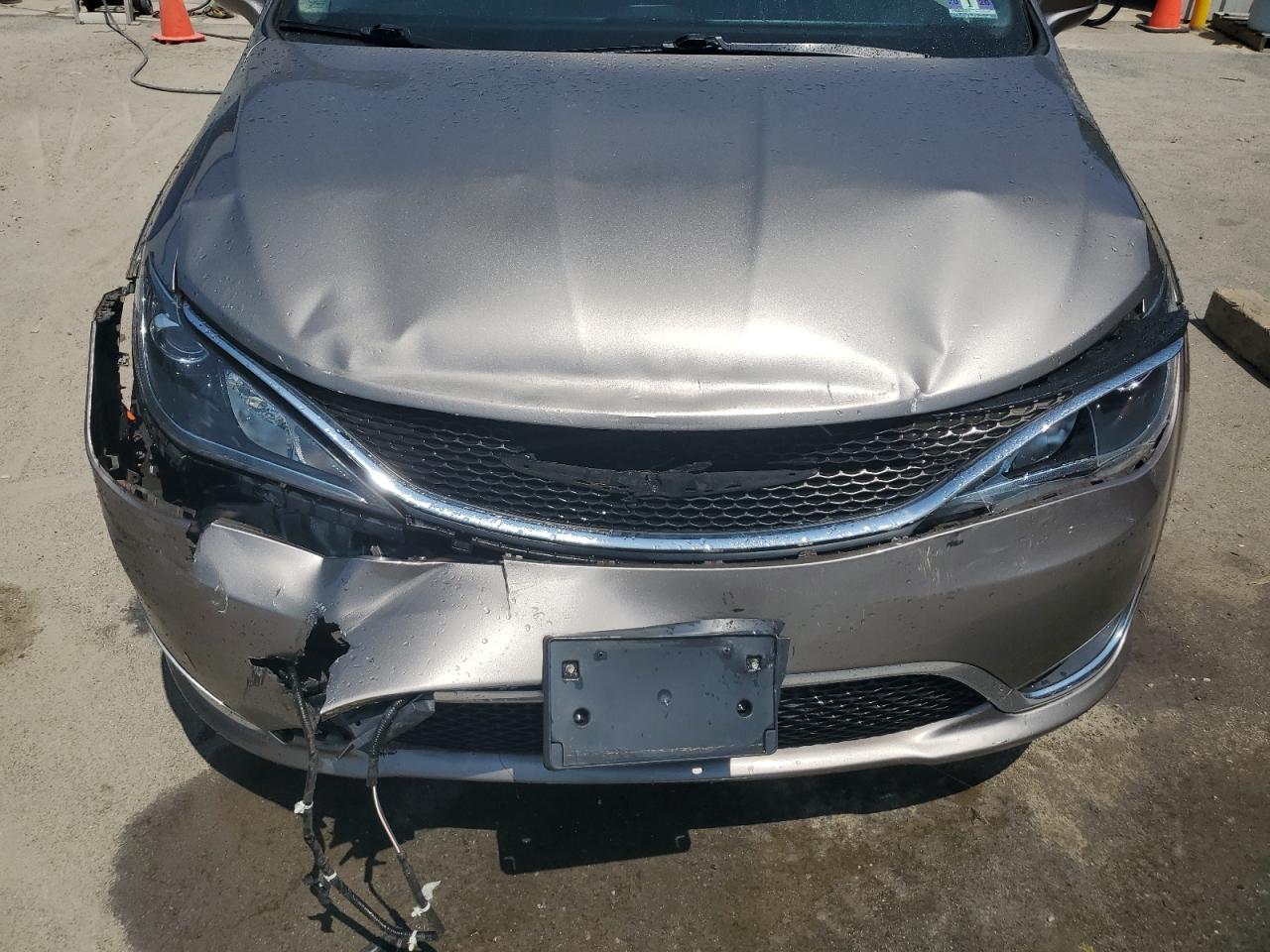 2017 Chrysler Pacifica Touring L VIN: 2C4RC1BG8HR785562 Lot: 61664105