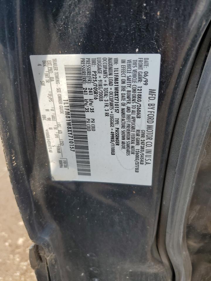 1999 Lincoln Town Car Executive VIN: 1L1FM81W8XY710157 Lot: 59804965