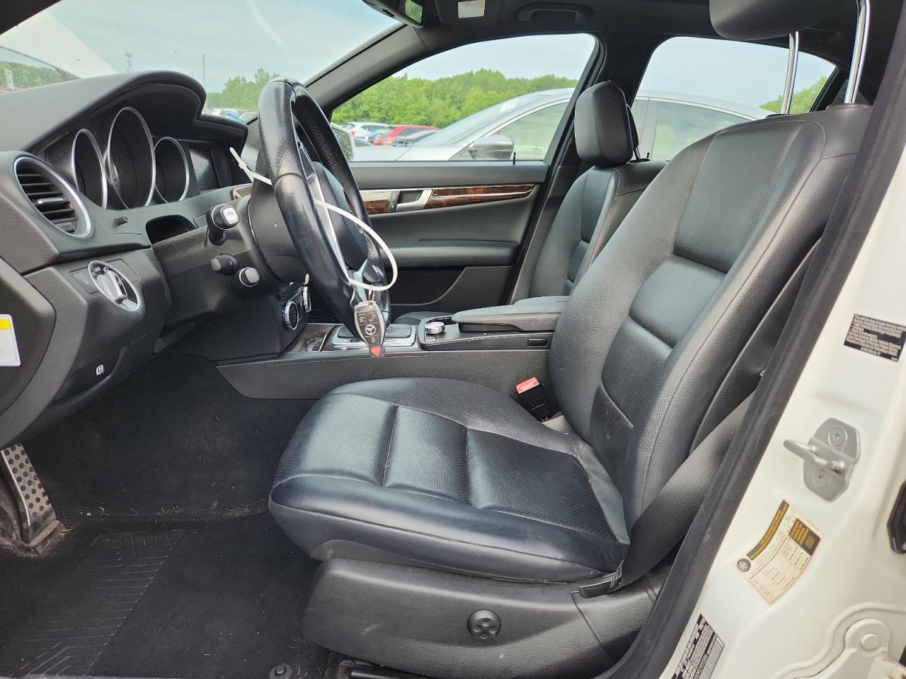 2013 Mercedes-Benz C 300 4Matic VIN: WDDGF8AB0DR295586 Lot: 61838225