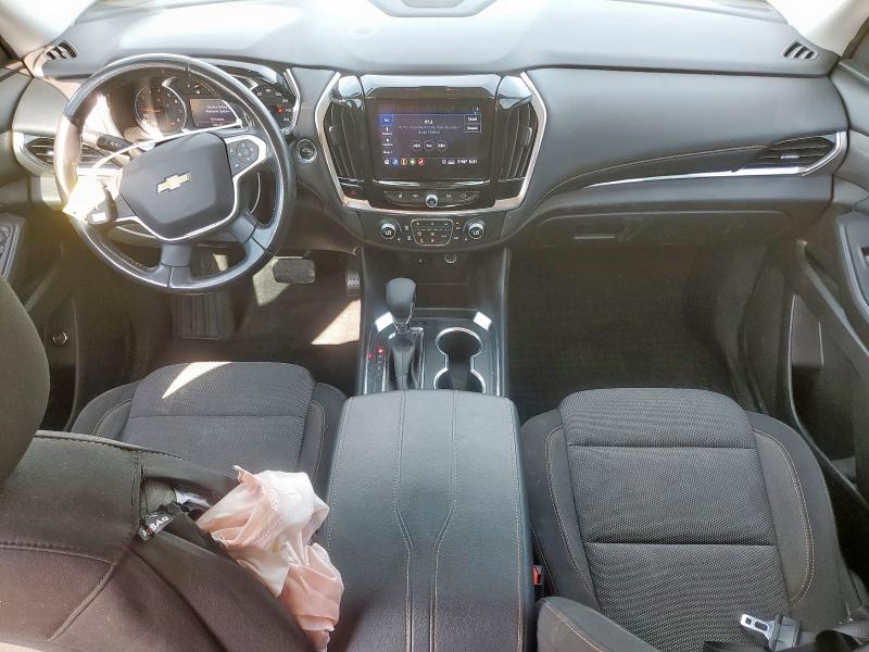  CHEVROLET TRAVERSE 2021 Серебристый