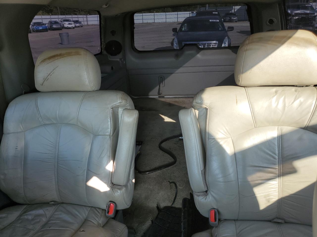 2002 Chevrolet Suburban K1500 VIN: 1GNFK16Z92J224744 Lot: 62101515