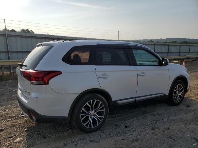  MITSUBISHI OUTLANDER 2016 White