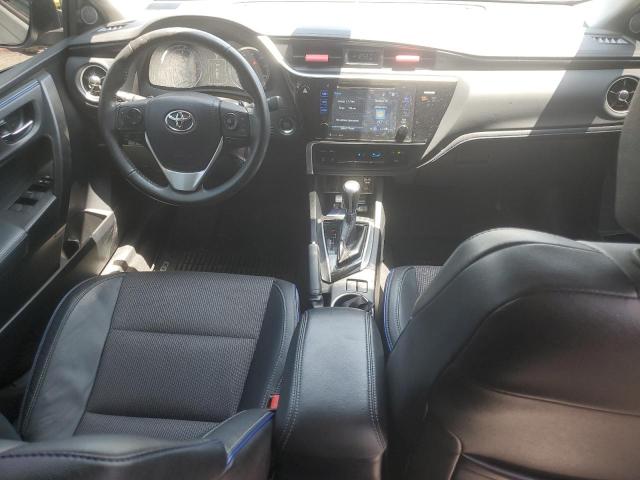  TOYOTA COROLLA 2017 Silver