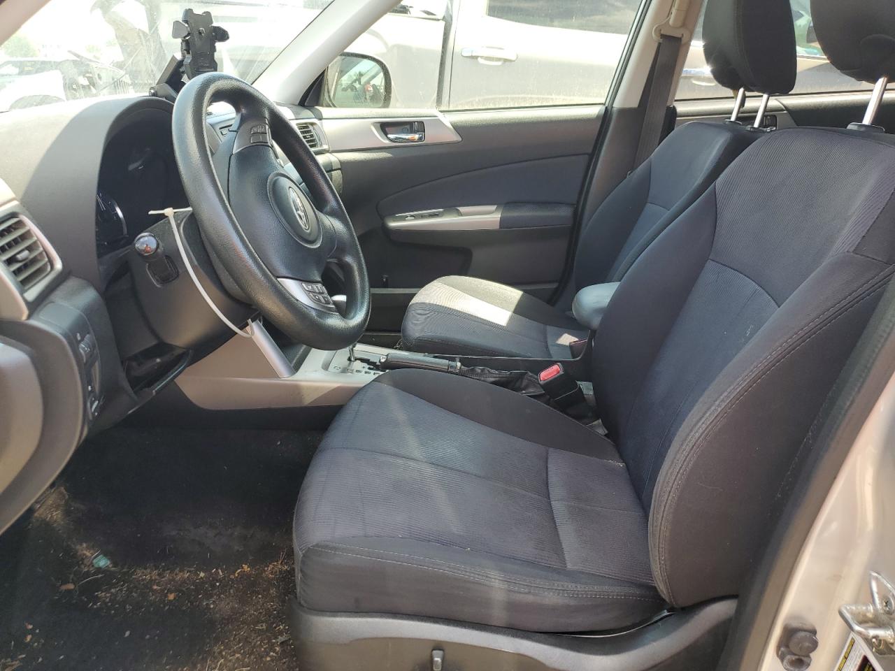 2010 Subaru Forester 2.5X Premium VIN: JF2SH6CC7AH747318 Lot: 61832835