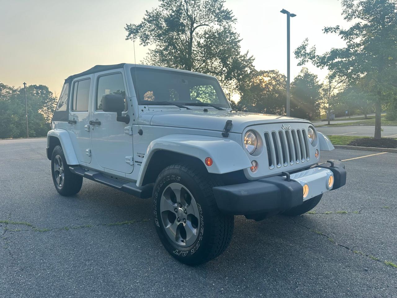 2016 Jeep Wrangler Unlimited Sahara للبيع في North Billerica، MA - Normal Wear