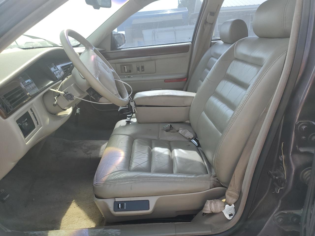 1996 Cadillac Deville VIN: 1G6KD52YXTU239648 Lot: 59805465