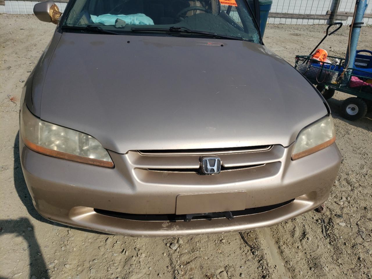 2000 Honda Accord Lx VIN: 1HGCG6656YA067000 Lot: 62090685