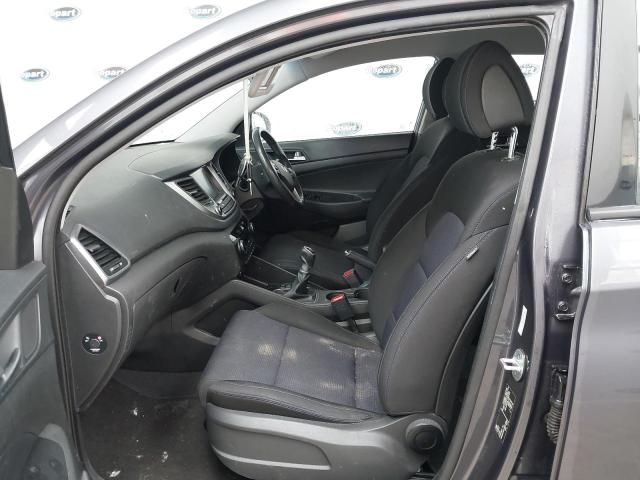 2017 HYUNDAI TUCSON SE