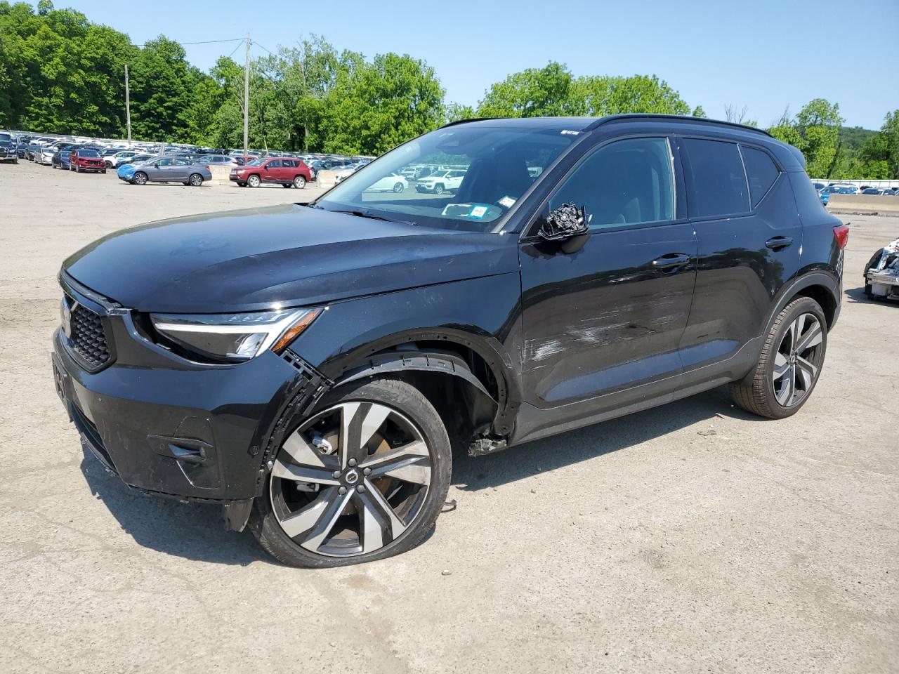 2024 Volvo Xc40 Plus for Sale in Marlboro, NY - Front End