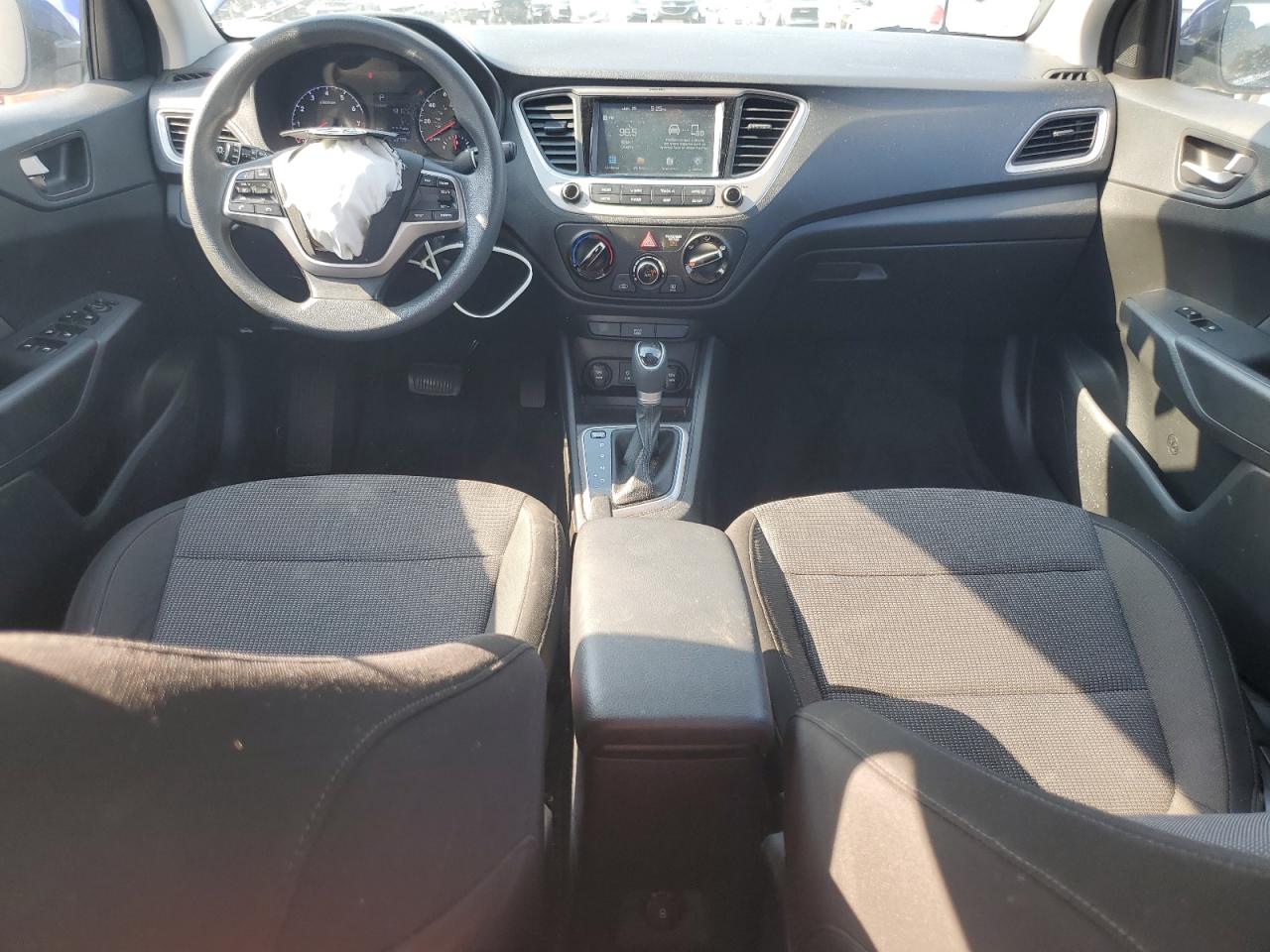 2020 Hyundai Accent Se VIN: 3KPC24A69LE126113 Lot: 61981375
