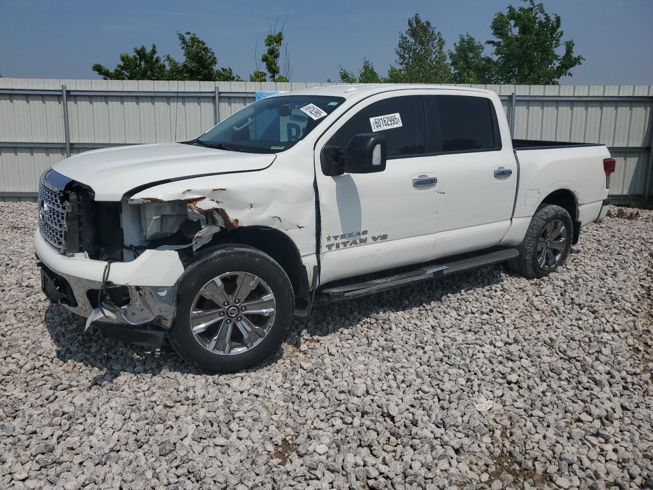 2018 Nissan Titan Sv en Venta en Wayland, MI - Front End