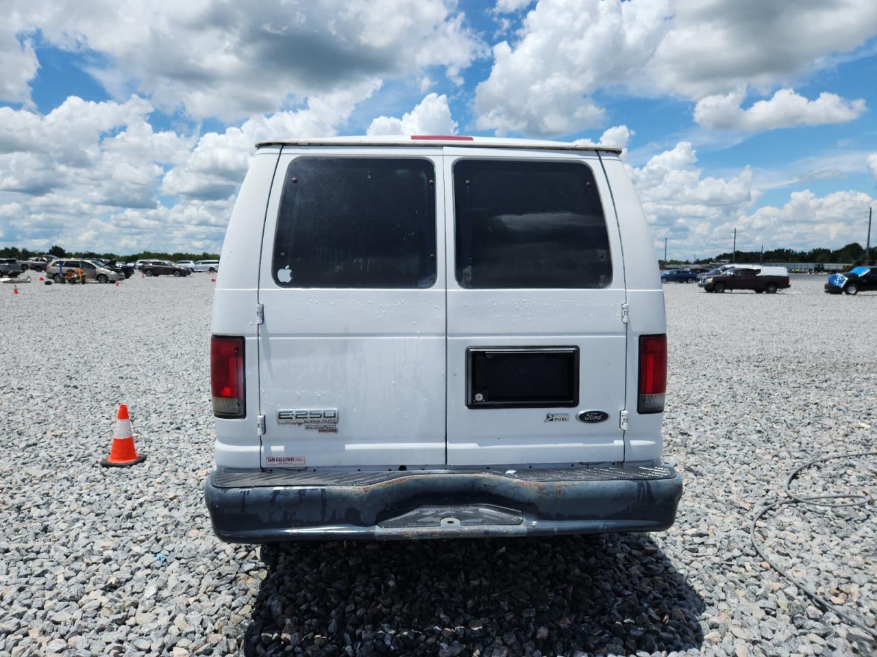 2011 Ford Econoline E250 Van VIN: 1FTNE2EW4BDB33016 Lot: 60994035