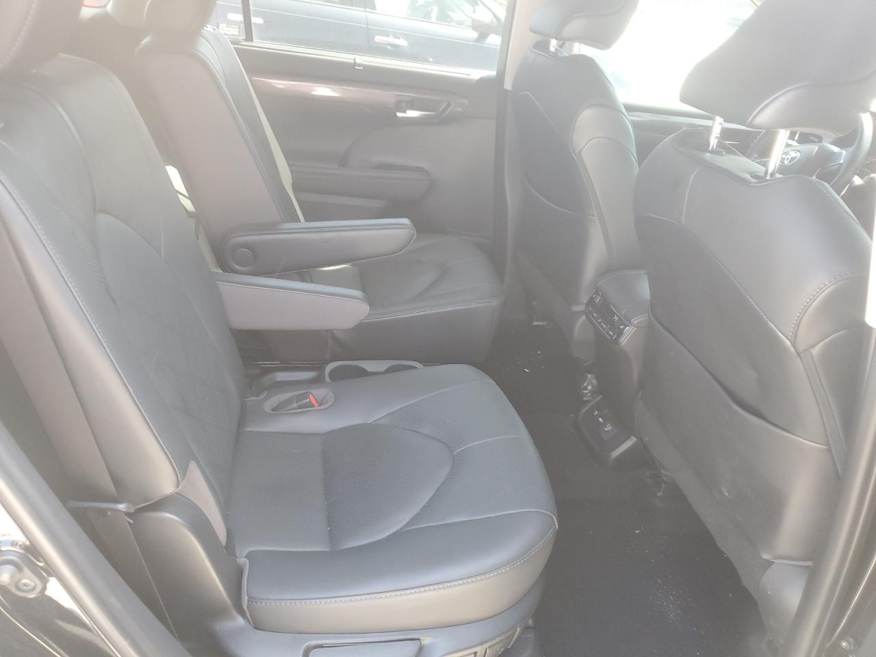 2021 Toyota Highlander Hybrid Platinum VIN: 5TDEBRCH8MS021686 Lot: 61688145