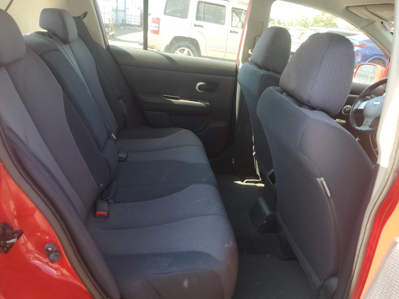 2008 Nissan Versa S VIN: 3N1BC13E38L376285 Lot: 61989045