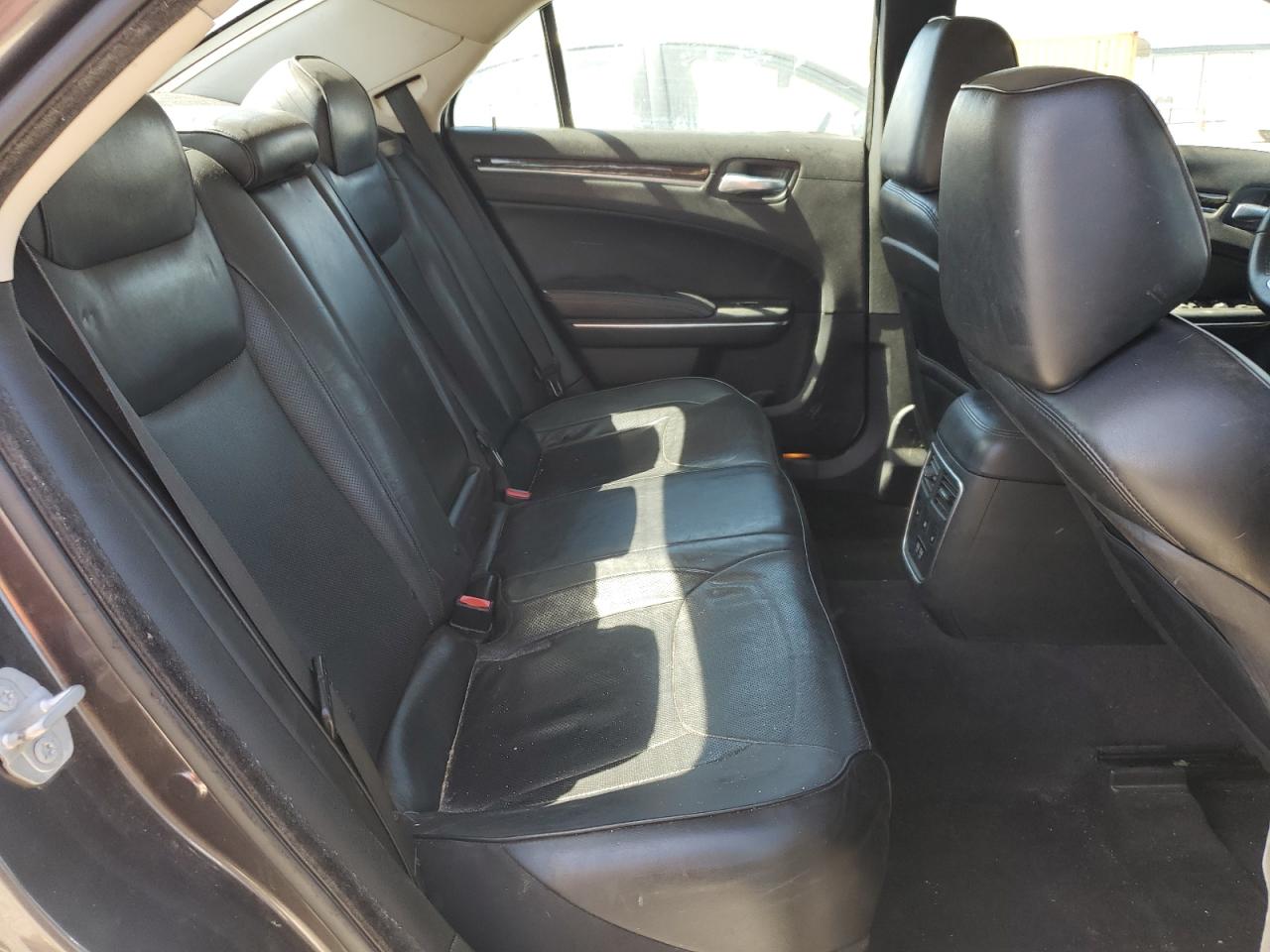 2016 Chrysler 300C VIN: 2C3CCAEG9GH260830 Lot: 61253115