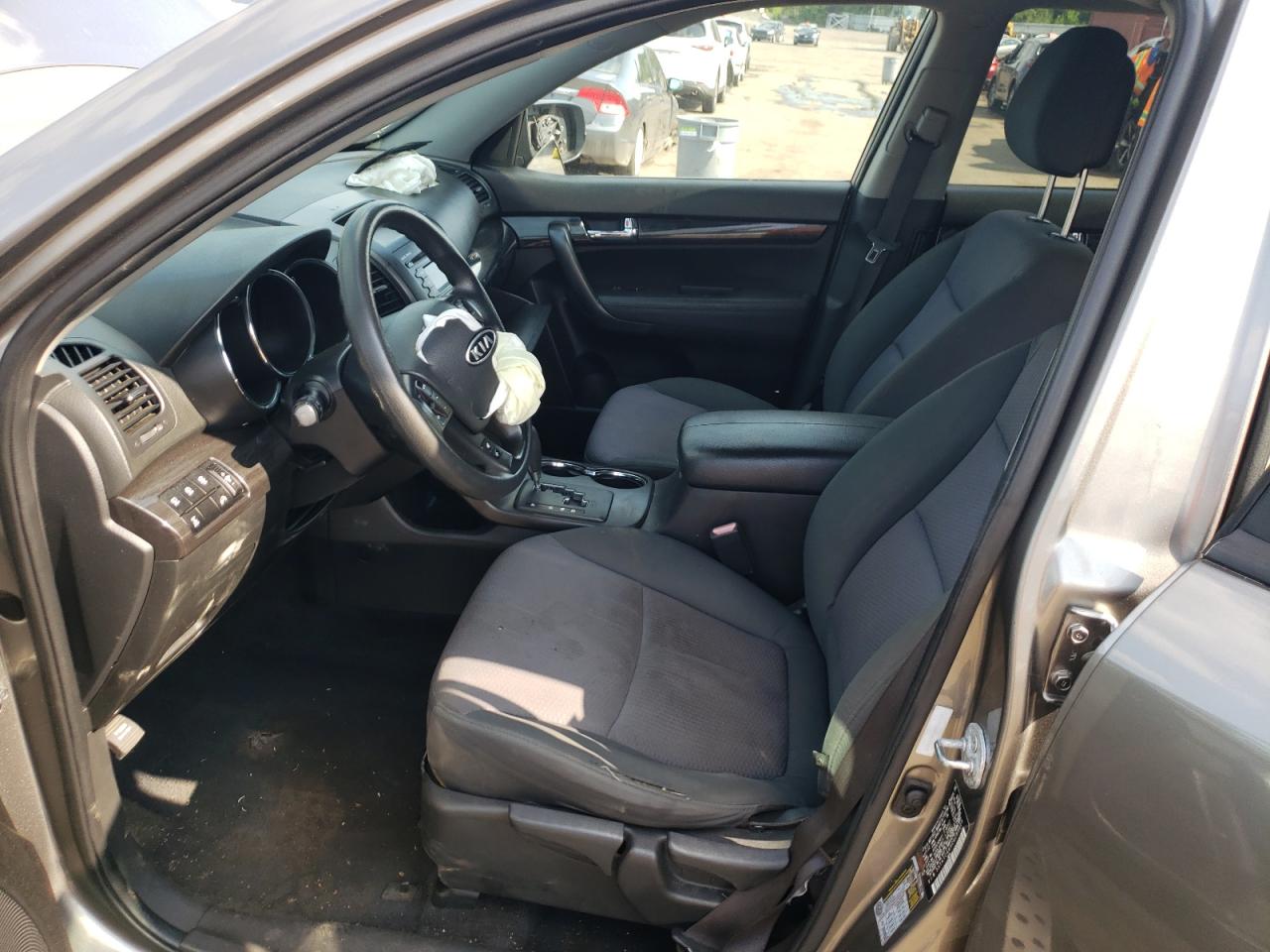 2012 Kia Sorento Base VIN: 5XYKTCA69CG295909 Lot: 61940985