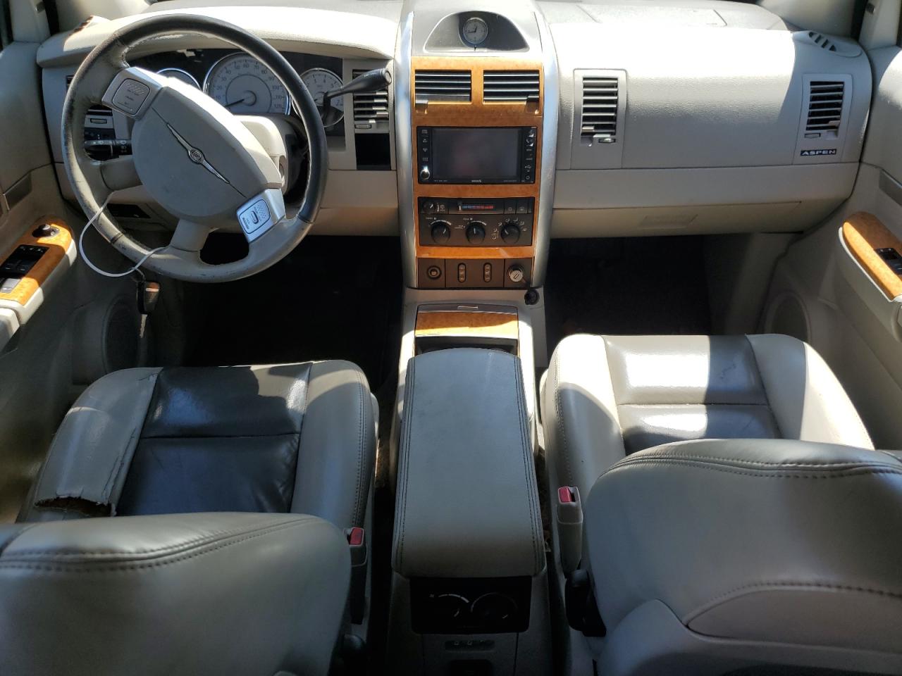 2008 Chrysler Aspen Limited VIN: 1A8HX58N98F158740 Lot: 61593045