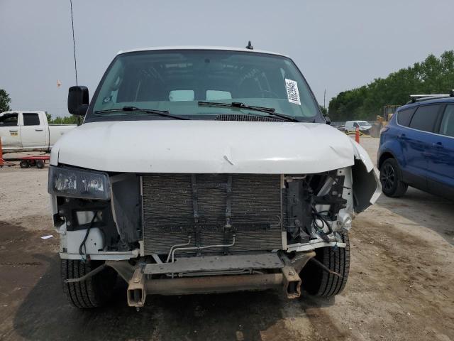  GMC SAVANA 2017 Белы