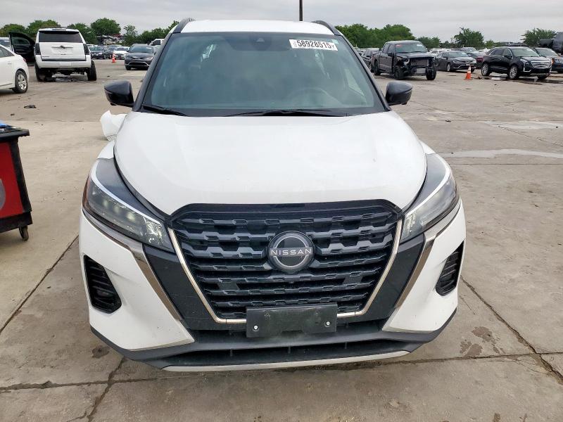  NISSAN KICKS 2024 White