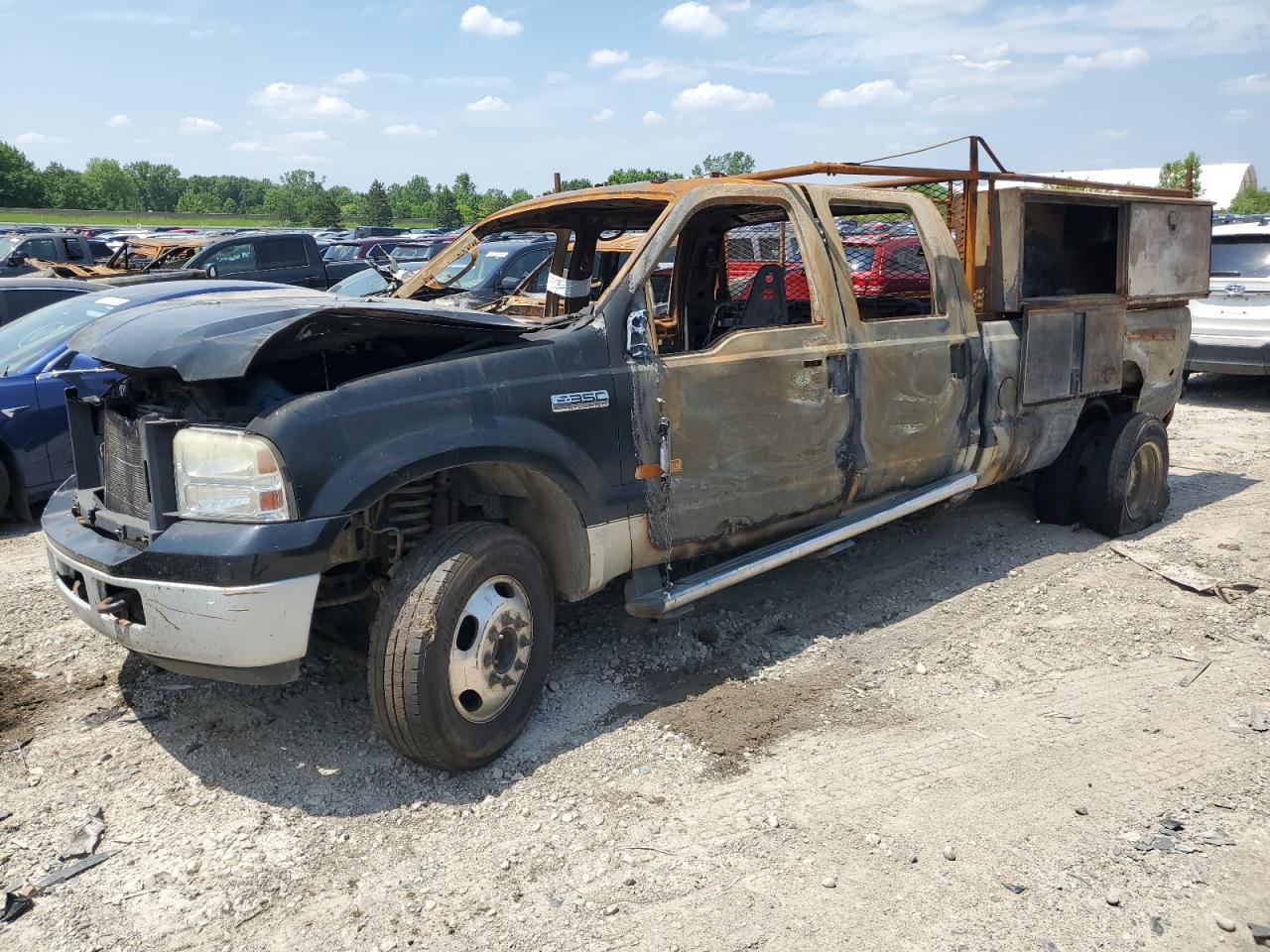 2006 Ford F350 Super Duty للبيع في Lansing، MI - Burn