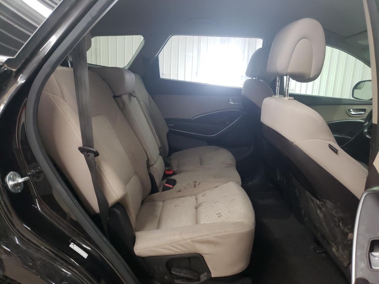 2017 Hyundai Santa Fe Se VIN: KM8SM4HF1HU208143 Lot: 60285985