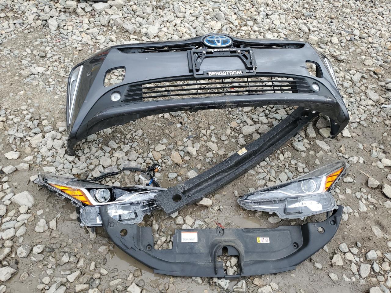 2021 Toyota Prius Le VIN: JTDL9MFU7M3031013 Lot: 62990815