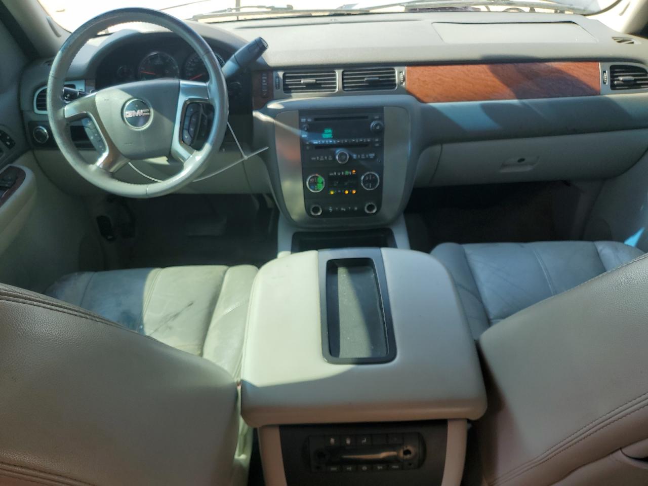 2007 GMC Yukon VIN: 1GKFC13J87J150619 Lot: 62120015