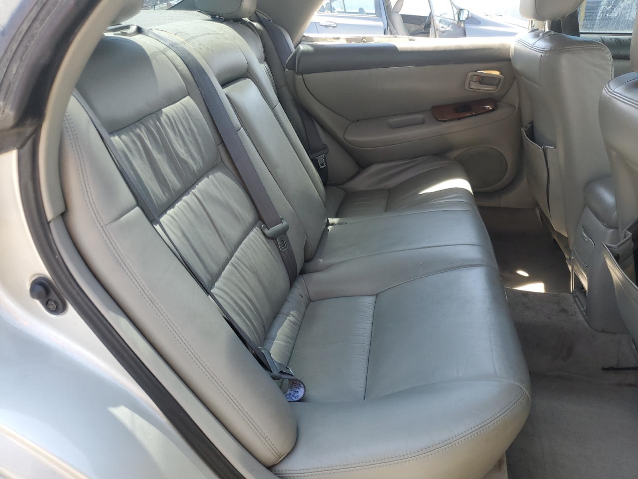 1999 Lexus Es 300 VIN: JT8BF28GXX5072937 Lot: 60336175