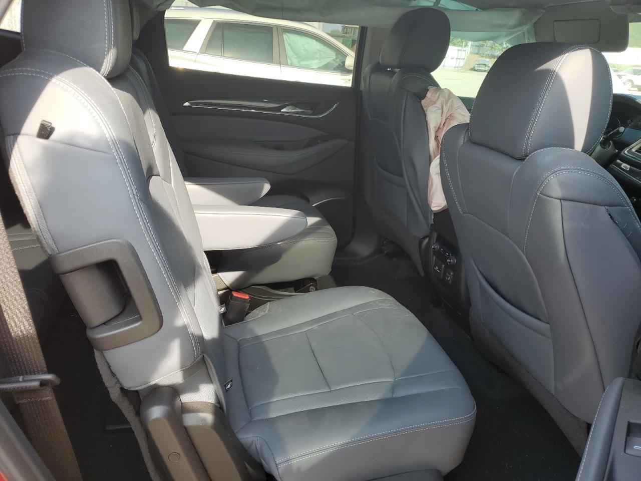 2021 Buick Enclave Essence VIN: 5GAERBKW8MJ123328 Lot: 61337195